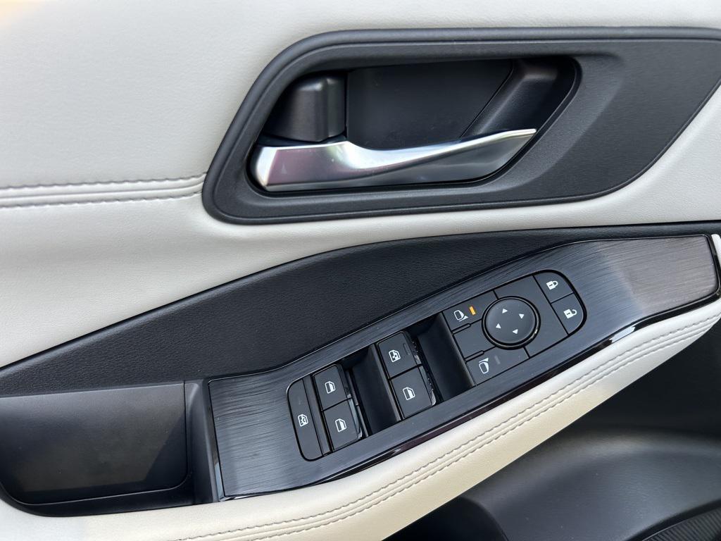 new 2026 Nissan Rogue car, priced at $32,658