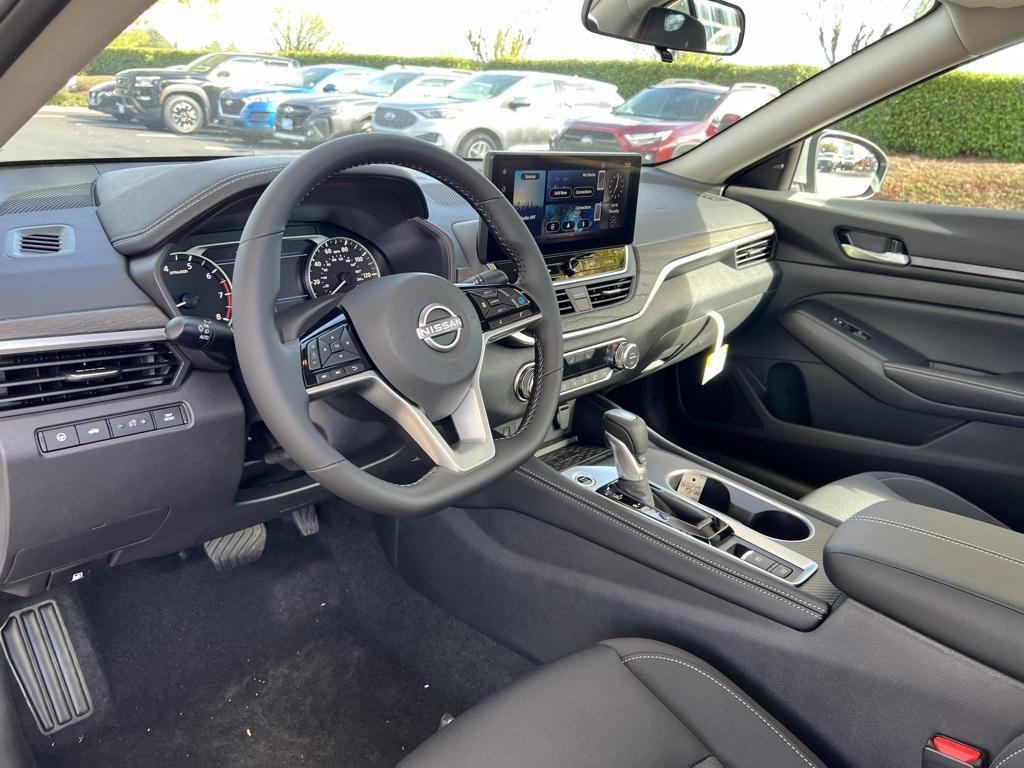 new 2025 Nissan Altima car, priced at $29,074