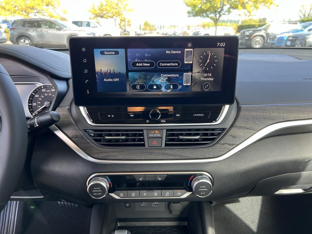 new 2025 Nissan Altima car, priced at $29,074