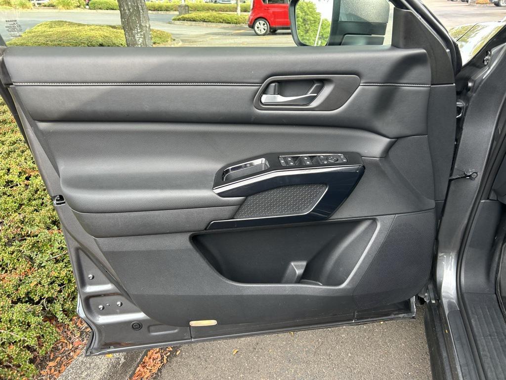 used 2022 Nissan Pathfinder car, priced at $25,500