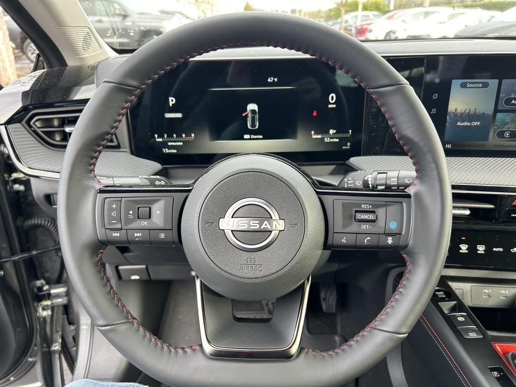 new 2025 Nissan Kicks car, priced at $31,199