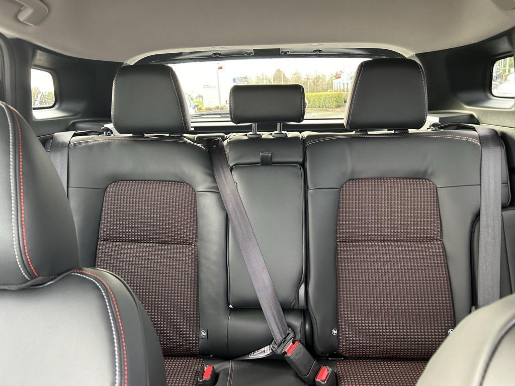 new 2025 Nissan Kicks car, priced at $31,199