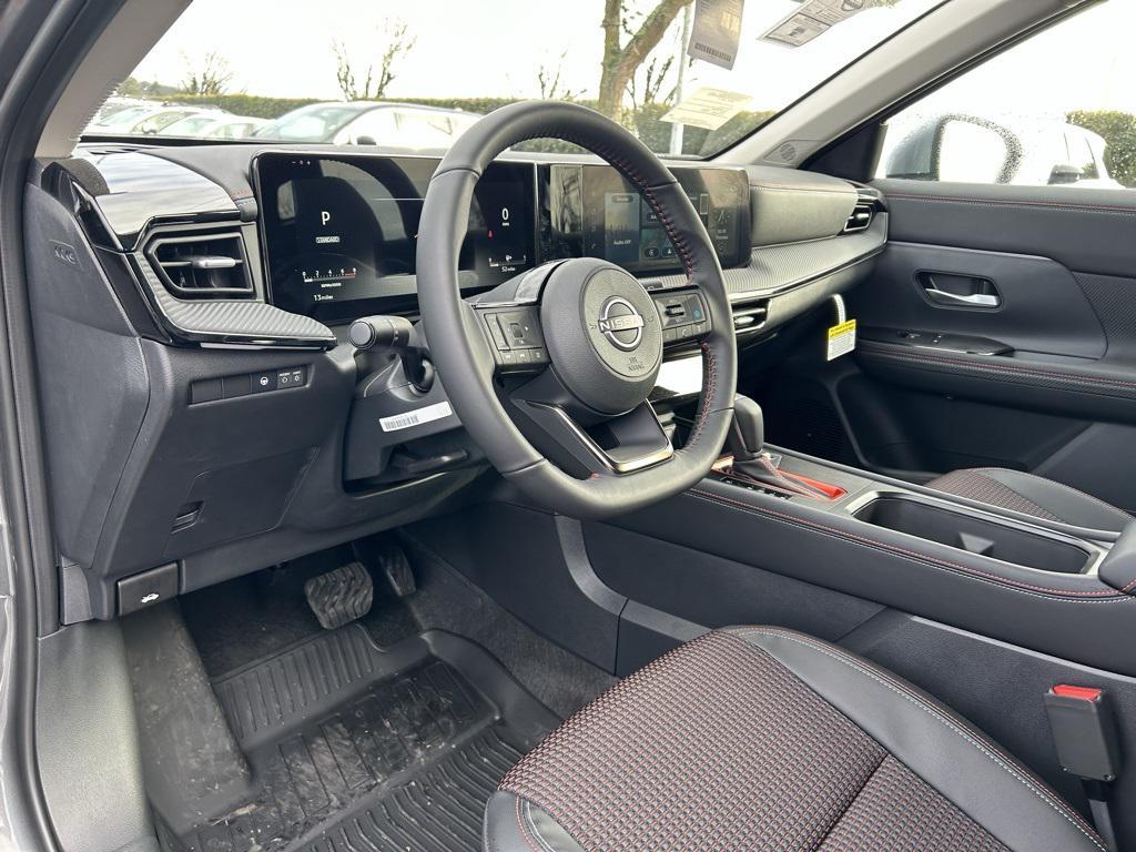 new 2025 Nissan Kicks car, priced at $31,199