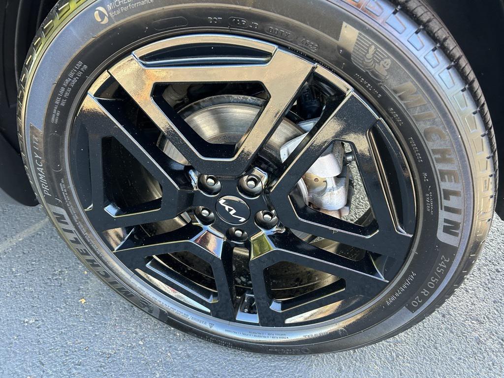 used 2023 Kia Telluride car, priced at $44,994
