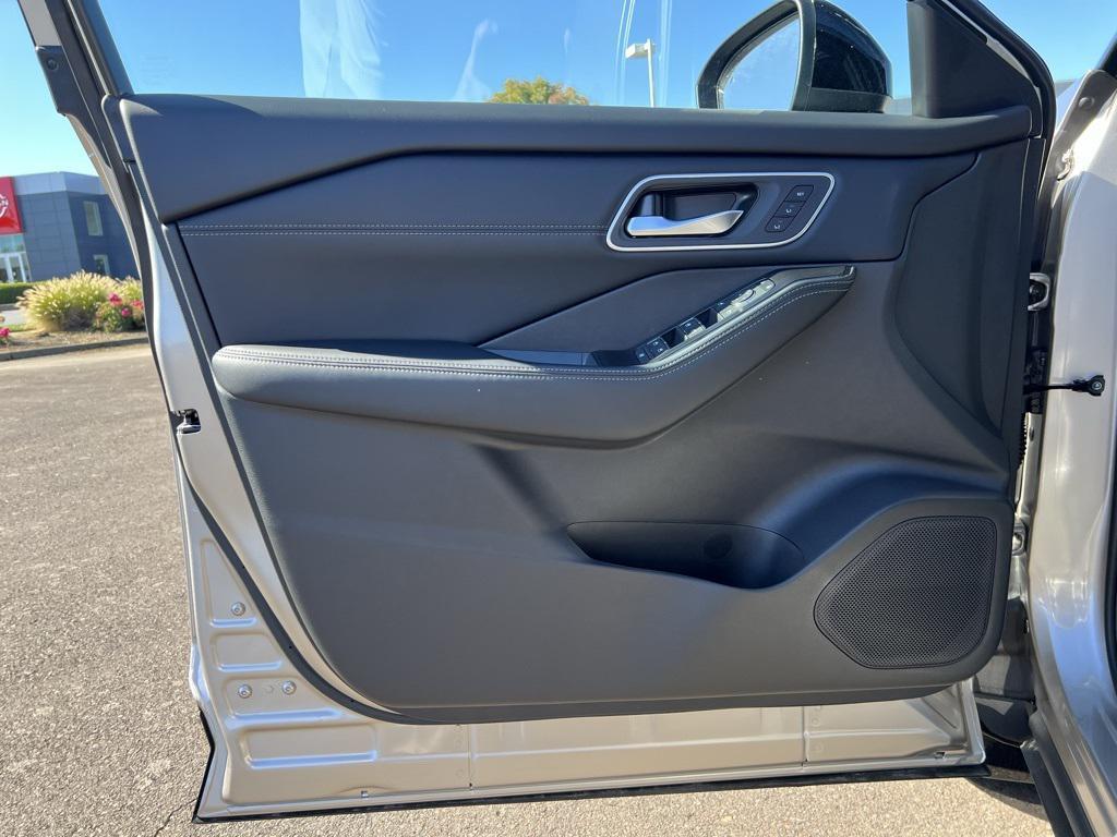 new 2026 Nissan Rogue car, priced at $39,157