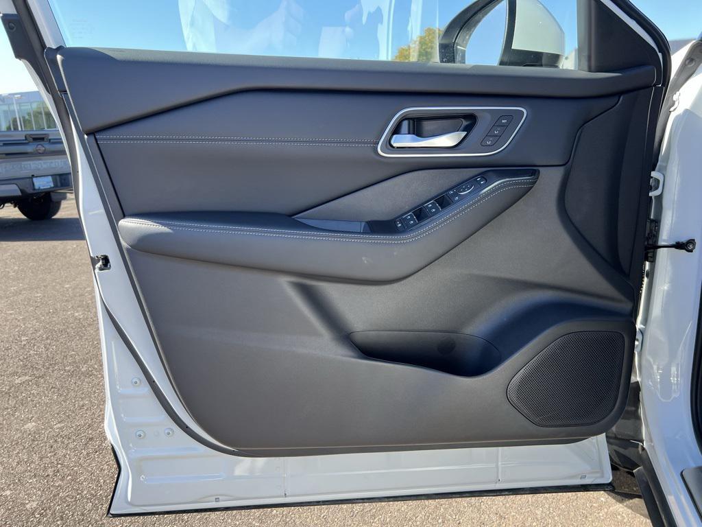 new 2026 Nissan Rogue car, priced at $39,429