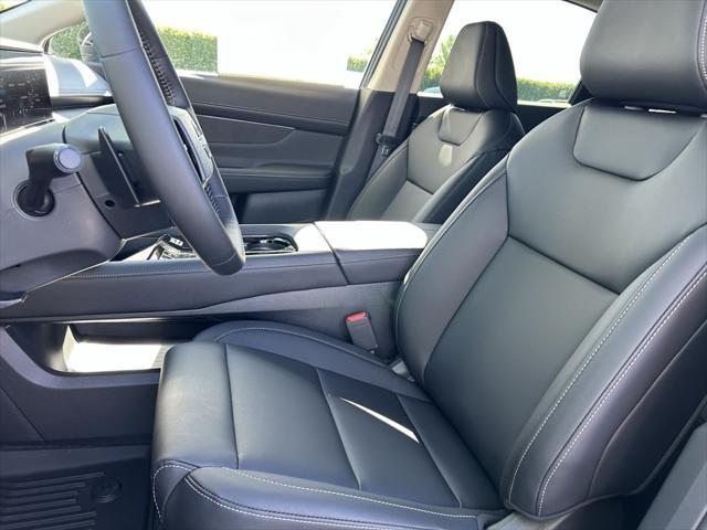 new 2025 Nissan Murano car, priced at $42,213