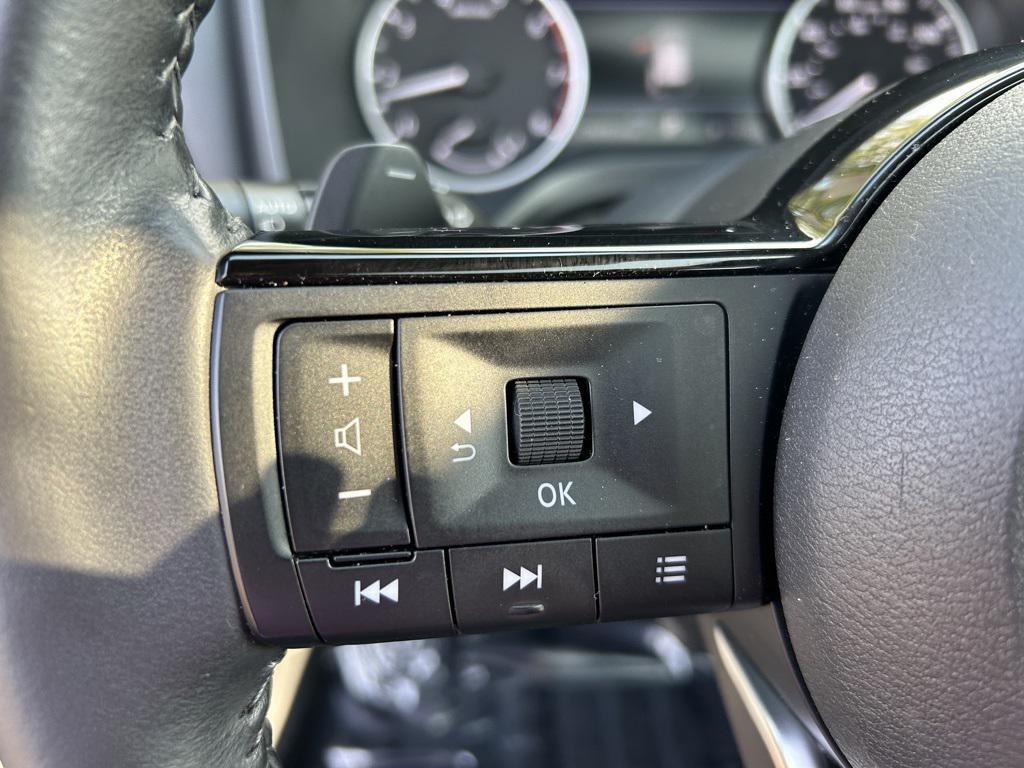 used 2022 Nissan Rogue car, priced at $26,899