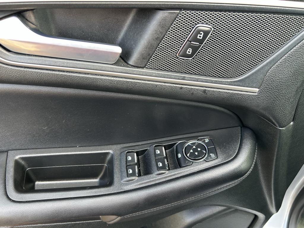 used 2023 Ford Edge car, priced at $21,000