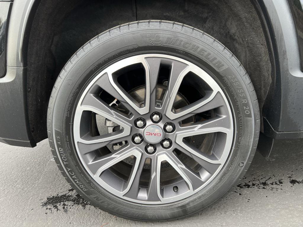 used 2020 GMC Acadia car, priced at $26,000