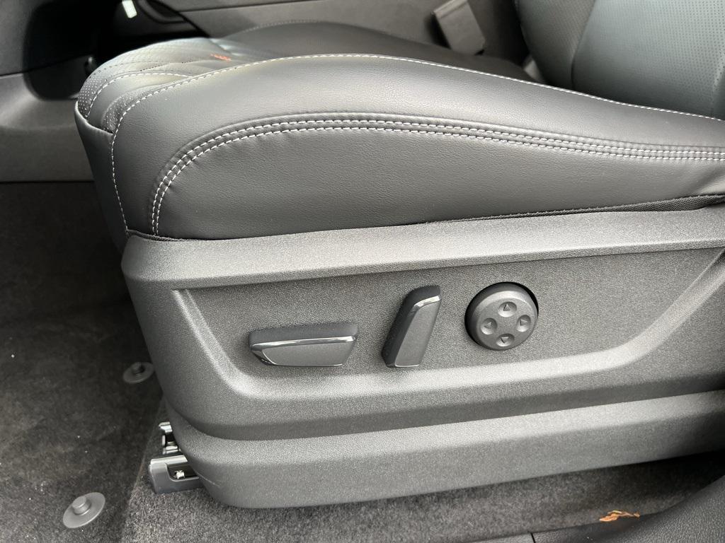 new 2026 Nissan Armada car, priced at $77,232