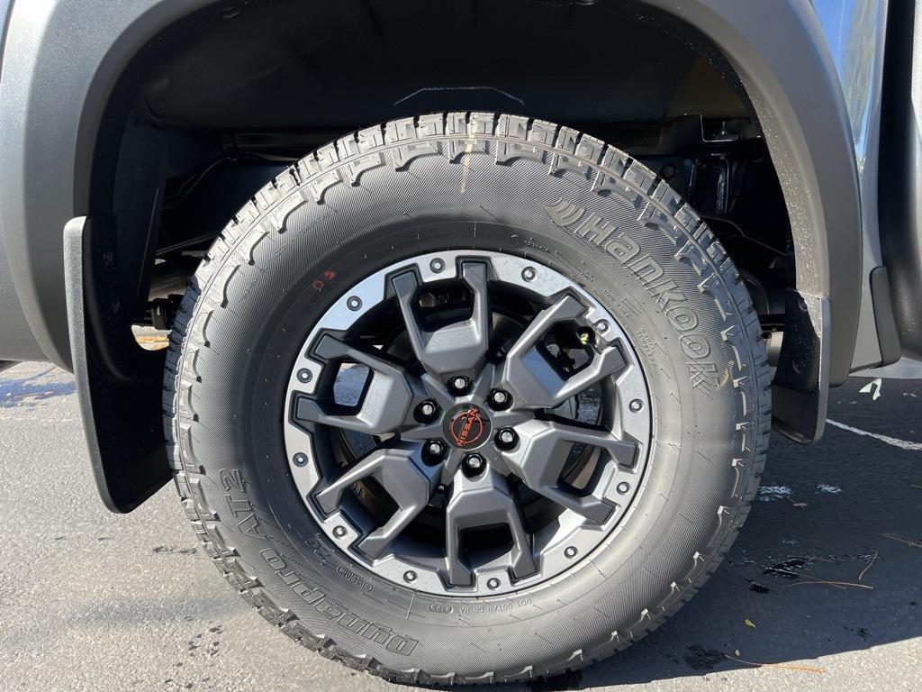 new 2025 Nissan Frontier car, priced at $44,776