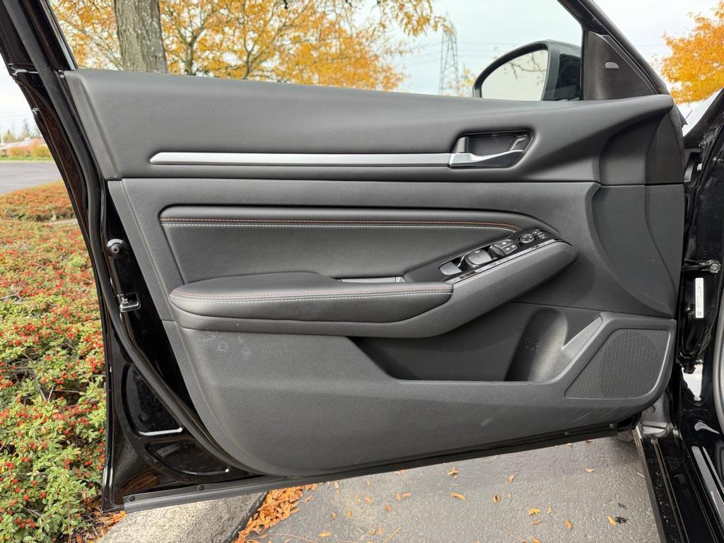 used 2023 Nissan Altima car, priced at $25,500