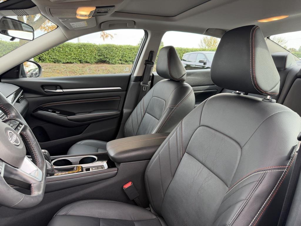 used 2023 Nissan Altima car, priced at $25,500