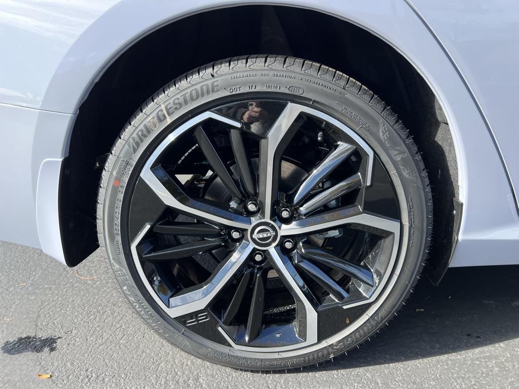 new 2025 Nissan Altima car, priced at $32,562