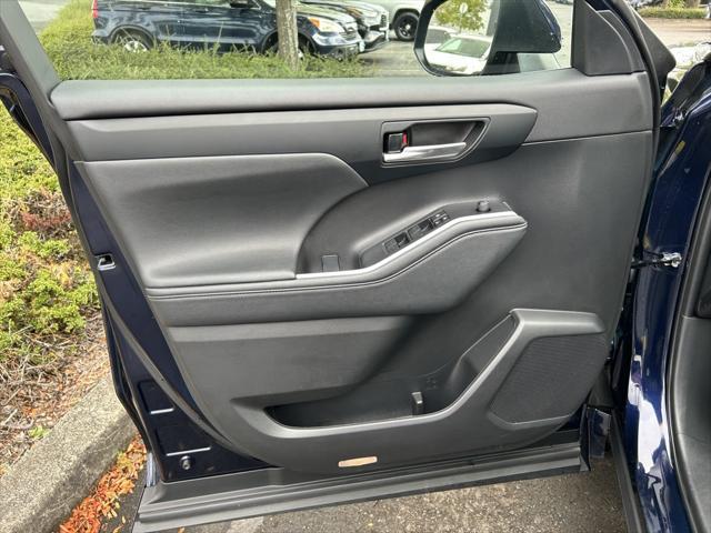 used 2023 Toyota Highlander car, priced at $42,000