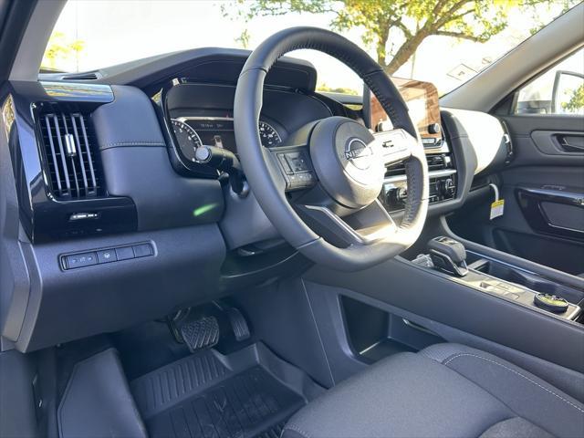 new 2024 Nissan Pathfinder car, priced at $44,180