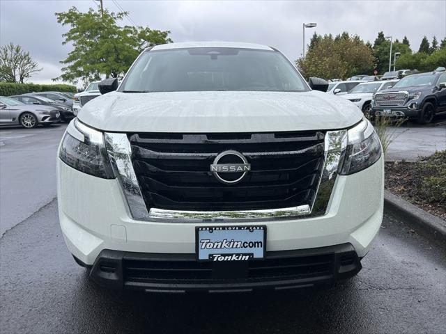 new 2025 Nissan Pathfinder car, priced at $37,640