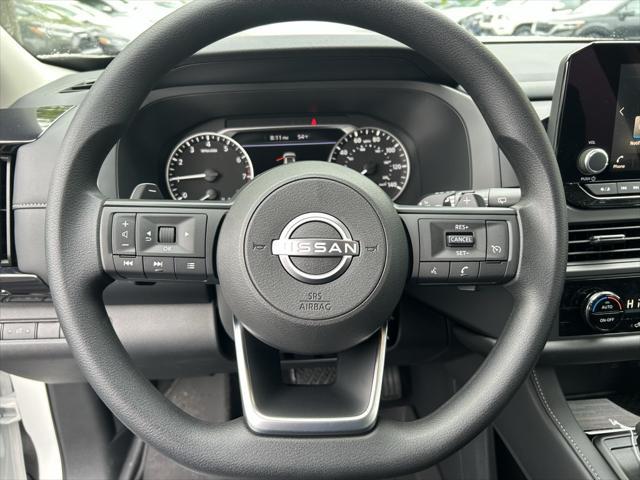 new 2025 Nissan Pathfinder car, priced at $37,640