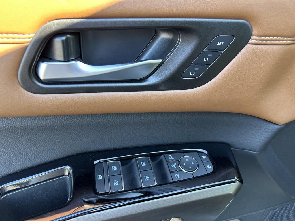 used 2024 Nissan Pathfinder car, priced at $44,500