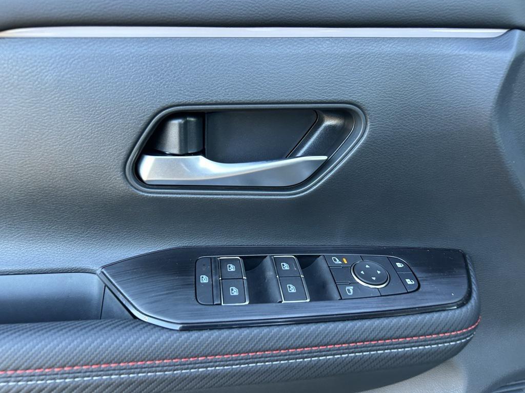 new 2025 Nissan Kicks car, priced at $27,239