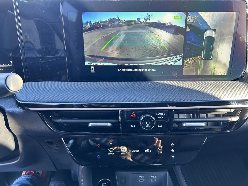 new 2025 Nissan Kicks car, priced at $27,239