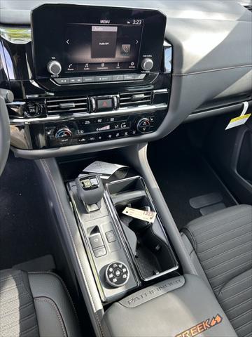 new 2025 Nissan Pathfinder car, priced at $43,967