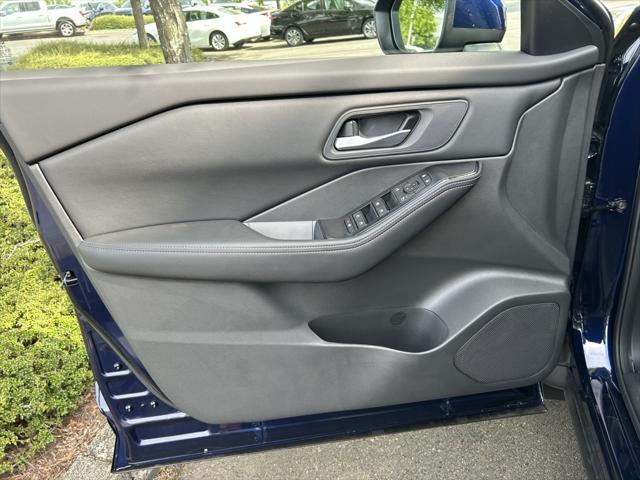 new 2025 Nissan Rogue car, priced at $32,028