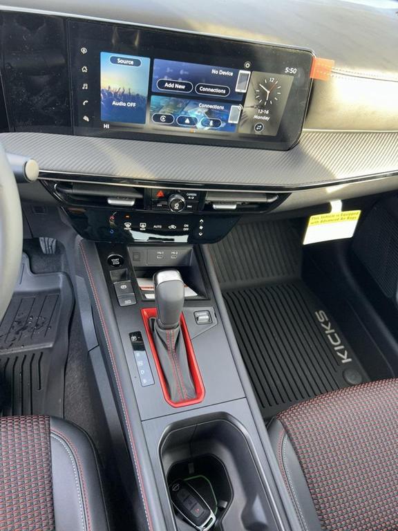 new 2025 Nissan Kicks car, priced at $29,252