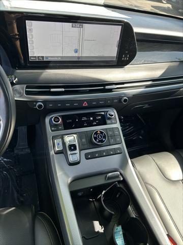 used 2024 Hyundai Palisade car, priced at $41,000