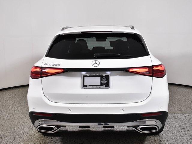 new 2025 Mercedes-Benz GLC 300 car, priced at $54,725