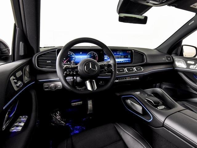 new 2025 Mercedes-Benz GLS 580 car, priced at $119,975