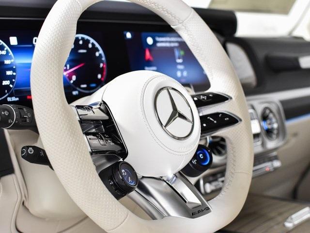 new 2025 Mercedes-Benz AMG G 63 car, priced at $204,915