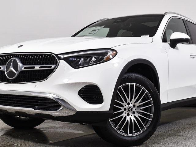 new 2025 Mercedes-Benz GLC 300 car, priced at $52,885