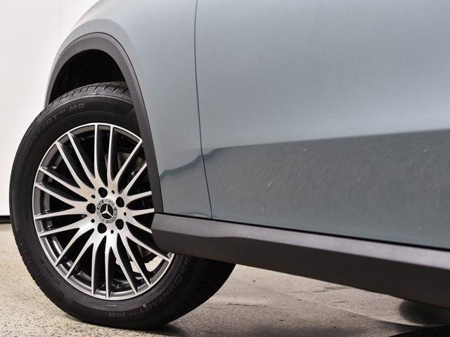 new 2025 Mercedes-Benz GLC 300 car, priced at $55,705