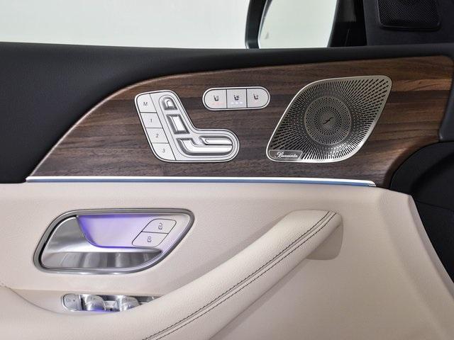 new 2025 Mercedes-Benz GLS 450 car, priced at $96,585