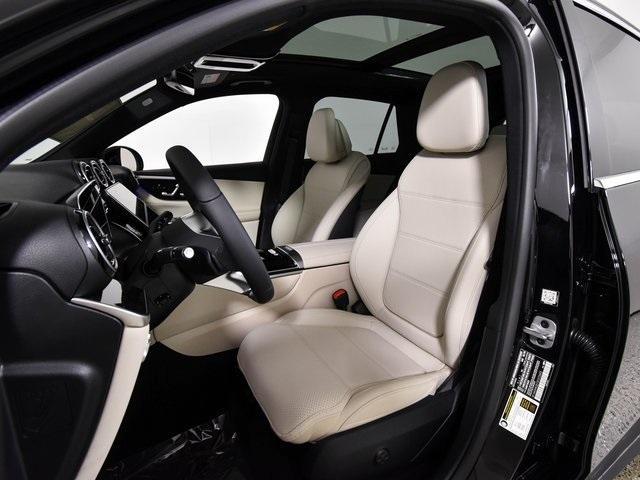 new 2025 Mercedes-Benz GLC 300 car, priced at $52,660