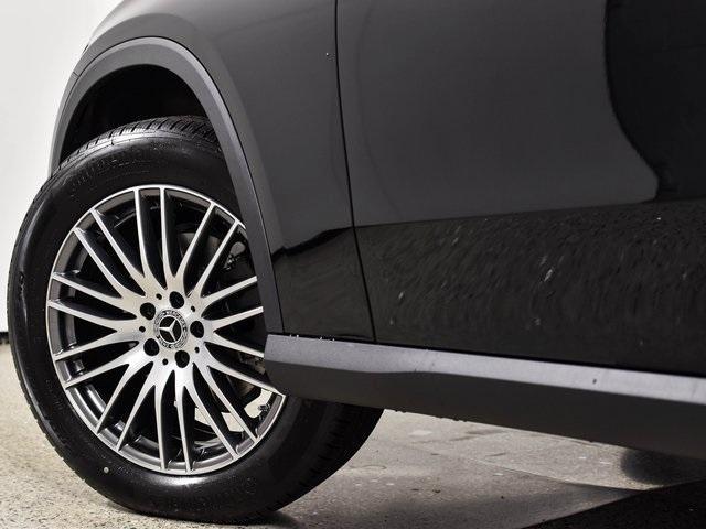 new 2025 Mercedes-Benz GLC 300 car, priced at $52,660
