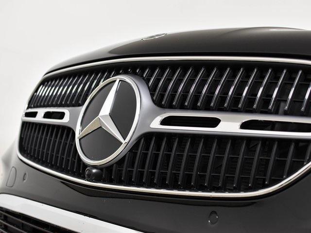 new 2025 Mercedes-Benz GLC 300 car, priced at $52,660