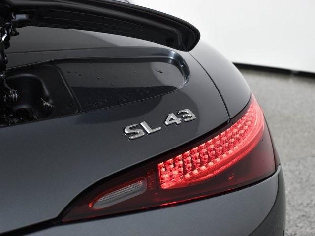 new 2025 Mercedes-Benz AMG SL 43 car, priced at $121,435