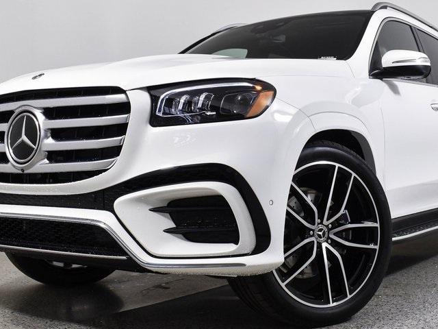 new 2025 Mercedes-Benz GLS 580 car, priced at $119,445