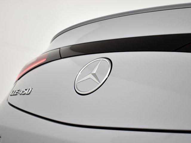 new 2025 Mercedes-Benz CLE 450 car