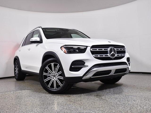 new 2025 Mercedes-Benz GLE 450 car, priced at $76,450