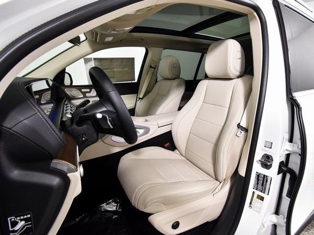new 2025 Mercedes-Benz GLS 450 car, priced at $91,595