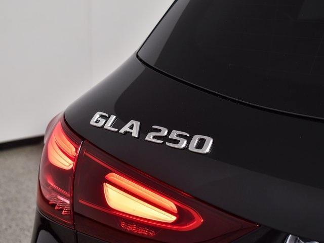 new 2025 Mercedes-Benz GLA 250 car, priced at $49,020