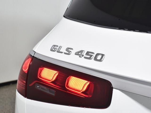 new 2025 Mercedes-Benz GLS 450 car, priced at $99,750