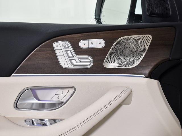 new 2025 Mercedes-Benz GLS 450 car, priced at $99,750