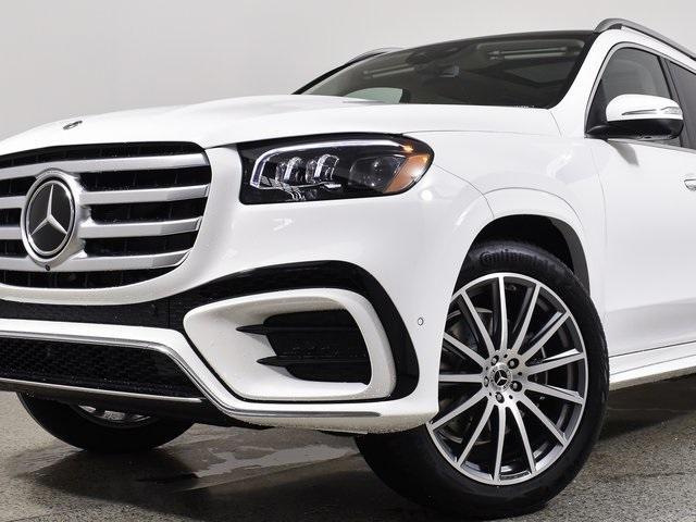 new 2025 Mercedes-Benz GLS 450 car, priced at $99,750