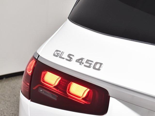 new 2025 Mercedes-Benz GLS 450 car, priced at $96,550