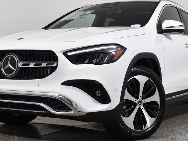 new 2025 Mercedes-Benz GLA 250 car, priced at $49,135